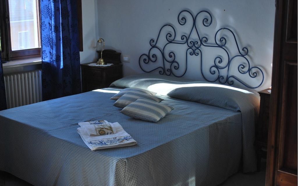 Agriturismo Fruttirossi Trofarello Номер фото